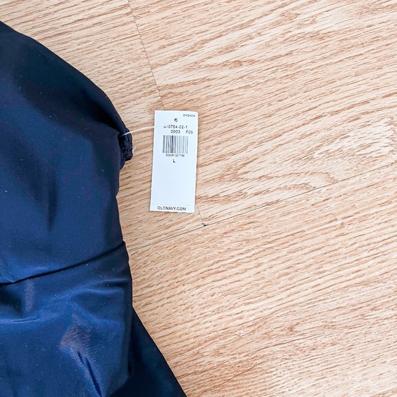 NWT Women's Swimsuit - Old Navy size Large - Picture 3 of 8